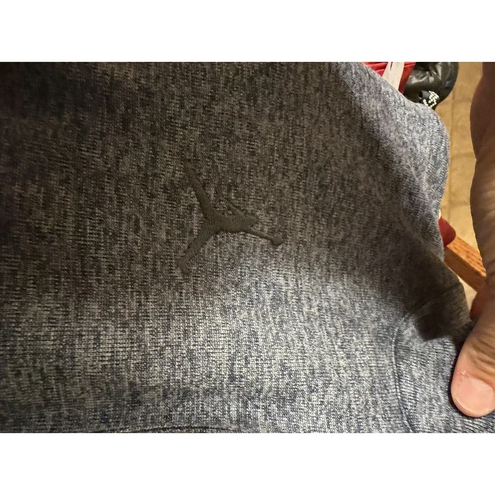 Mens Medium Nike Jordan 1/4 Zip Fleece Long Sleeve With Logo